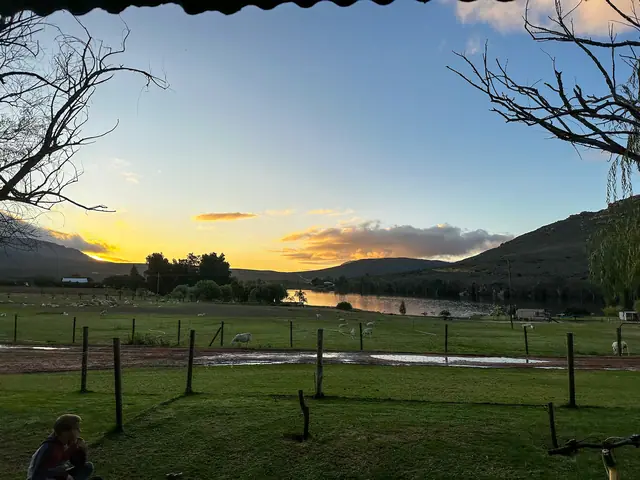 Annie's Cottage, dam view