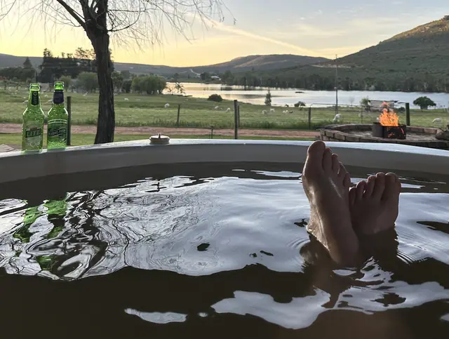 Annie's Cottage, jacuzzi 3