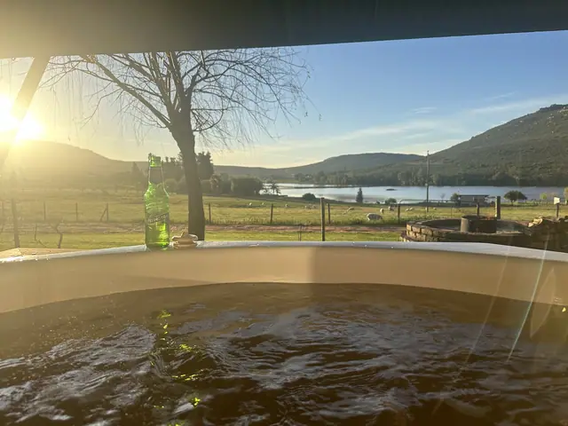 Annie's Cottage, jacuzzi