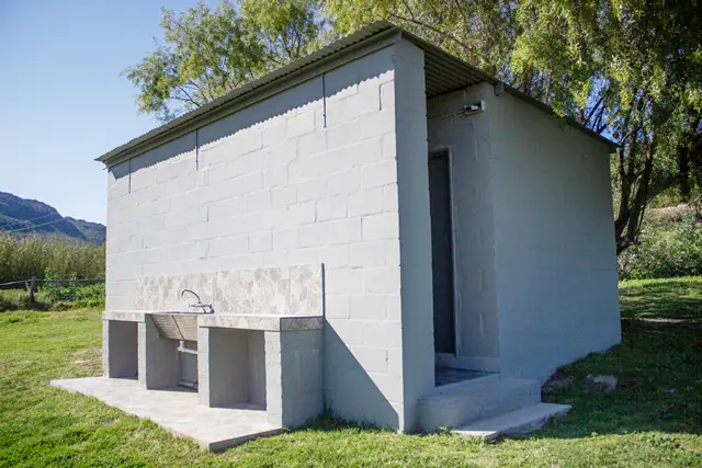 Camping, 1 and 2 ablution