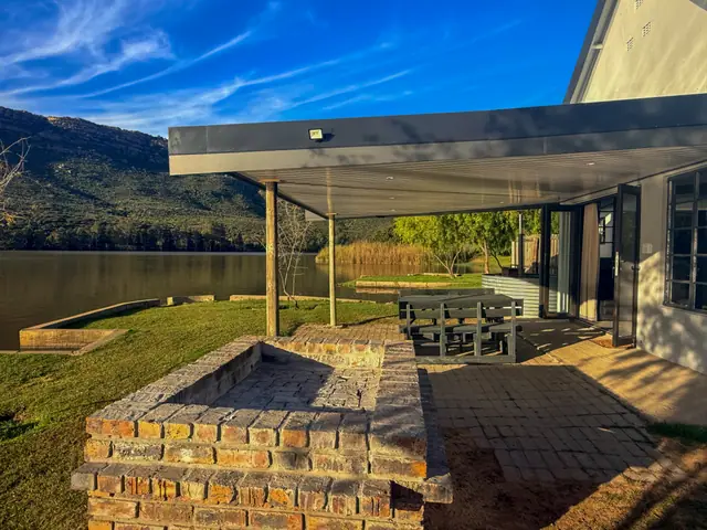 The covered stoep, with the dam and the Cedarberg behind it